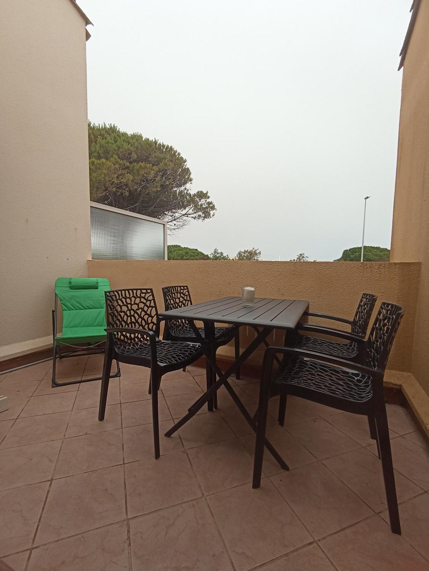Cap D'Agde Port Lano T2 Clim, Piscine, Tennis Et Parking Kültér fotó