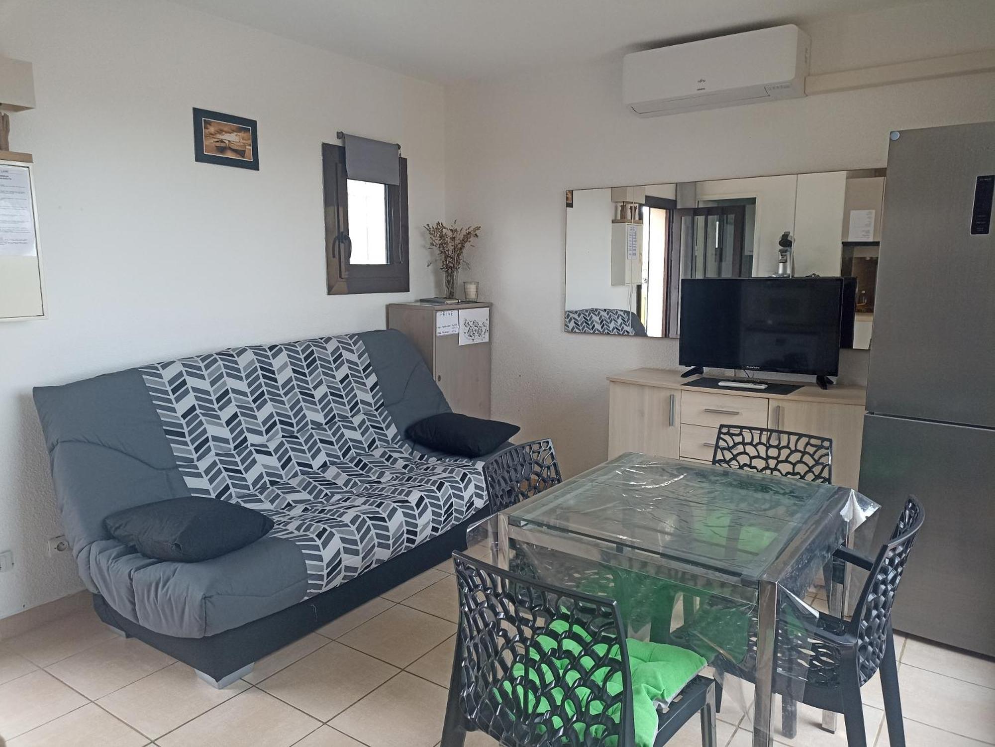 Cap D'Agde Port Lano T2 Clim, Piscine, Tennis Et Parking Kültér fotó